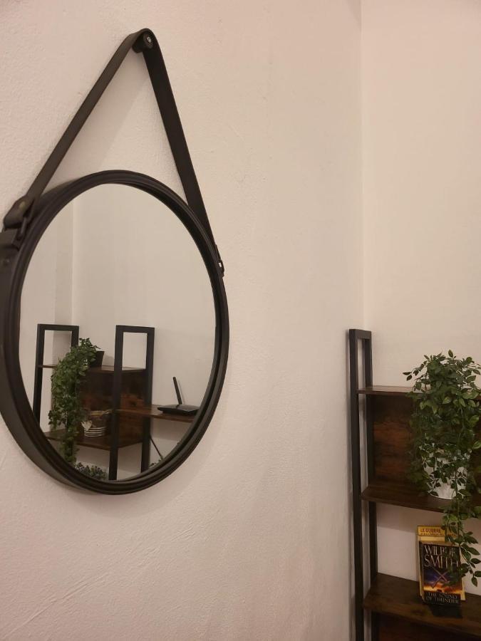 פלרמו Giovenchi'S Apartment מראה חיצוני תמונה